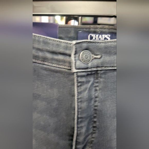 CHAPS Daniella Slim Leg 30" Inseam Slimming Fit Mid Rise Gray Size 16R Jeans - Picture 2 of 9